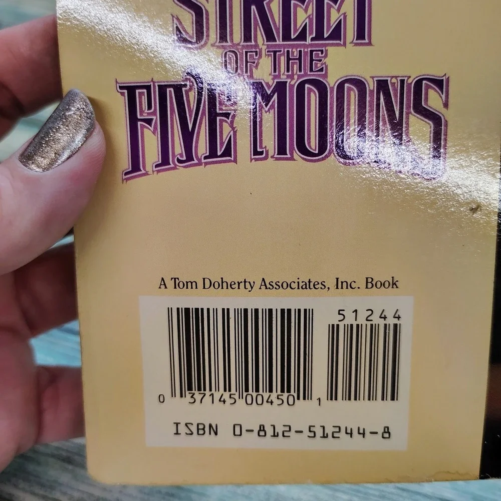 Street of the Five Moons Elizabeth Peters 1987 Tor 1st Ed Vicky Bliss Mystery PB